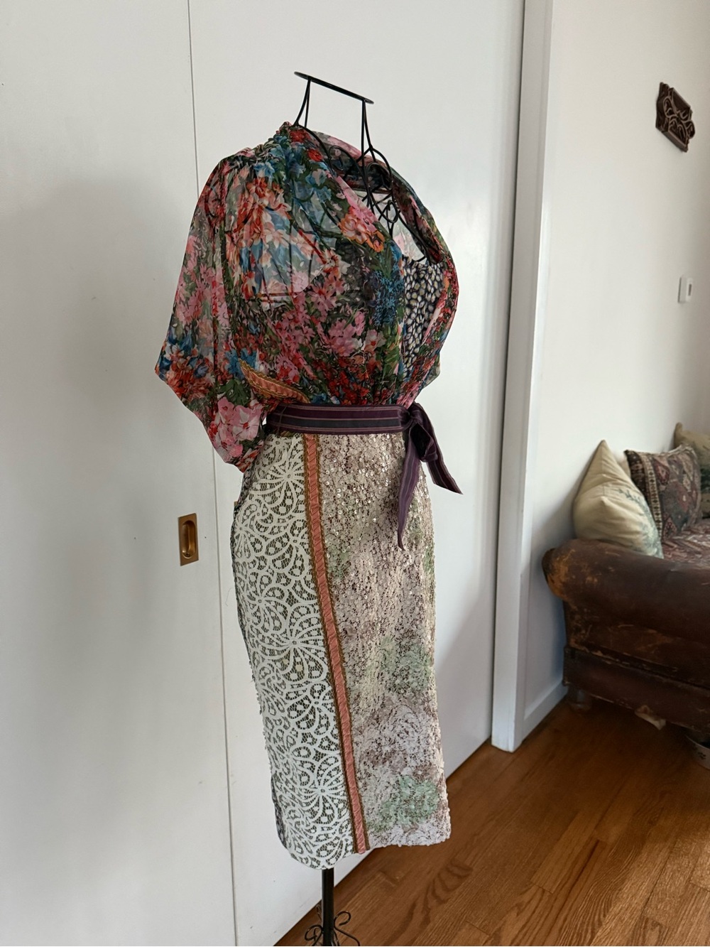 Byron Lars Floral Wrap Tie-Waist Midi Dress in Multi-Color & Multi-Texture Sz 0 - Picture 3 of 15